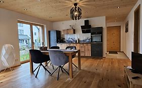 Stylische Fewo in Bestlage in neugebautem Holzhaus mit Oberstaufen Plus